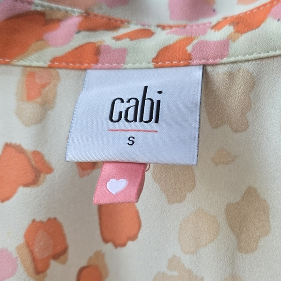 Cabi Go-To Top Women's Small Button Down Animal Print Orange Cream Lightweight - Picture 3 of 10